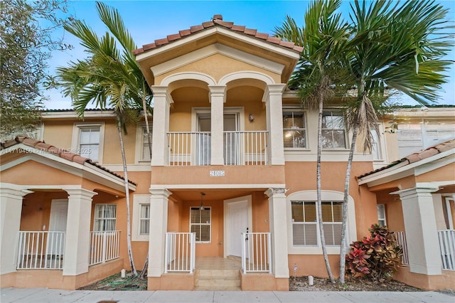 exterior space featuring a balcony