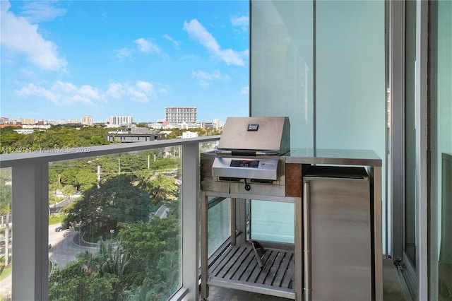 balcony with a grill