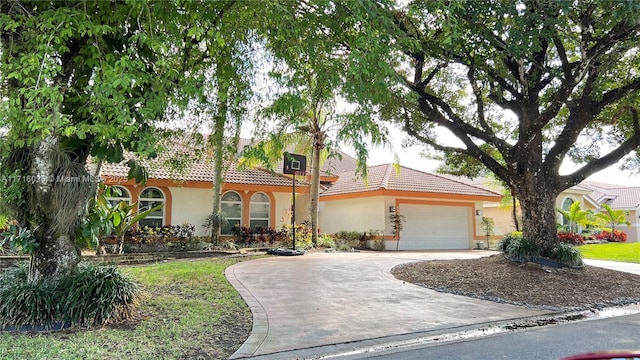 view of front of house featuring a garage