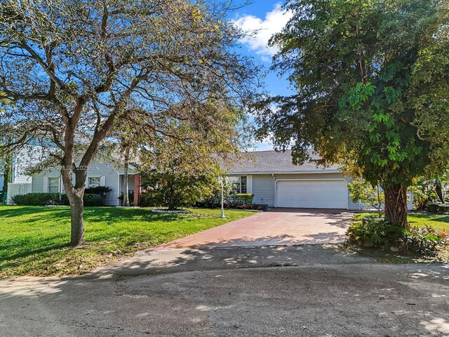 Listing photo 2 for 15042 SW 149th St, Miami FL 33196