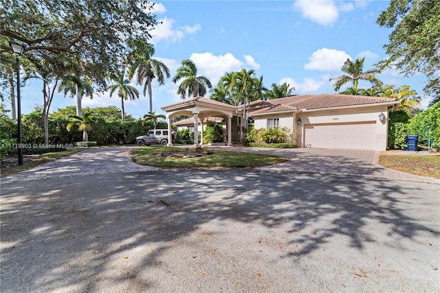 view of front facade with a garage