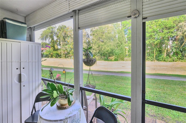 view of sunroom / solarium