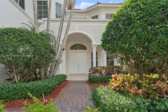 view of entrance to property