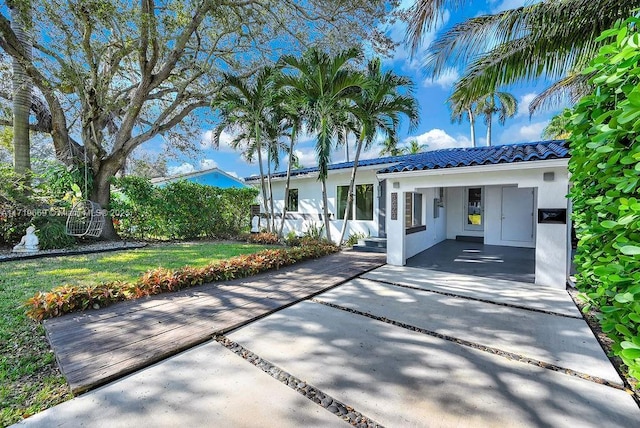 view of front of house