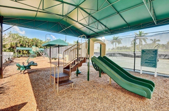 6139 Via Venetia S, Delray Beach, FL 33484 - view of community play area