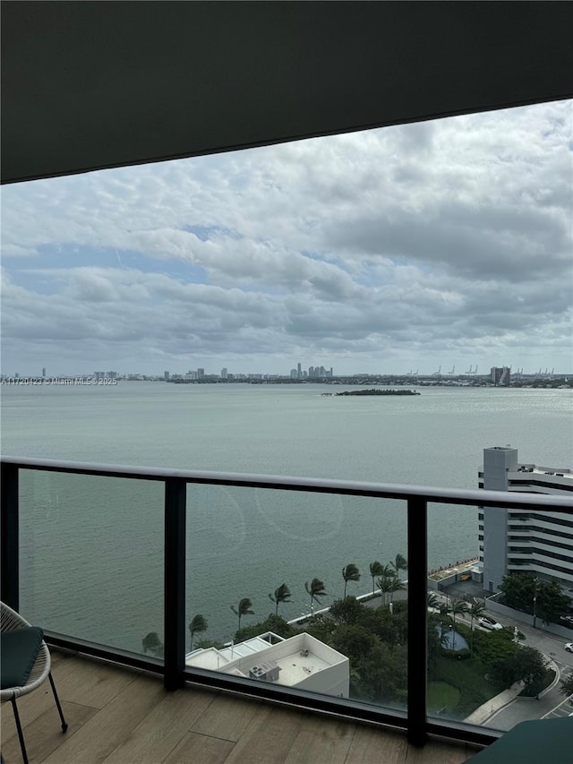 650 NE 32nd St Unit 1805, Miami, FL 33137 - balcony featuring a water view and a city view