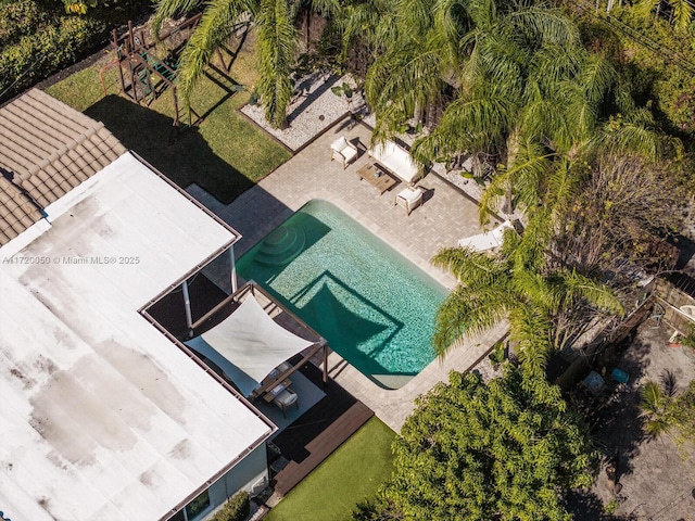 birds eye view of property