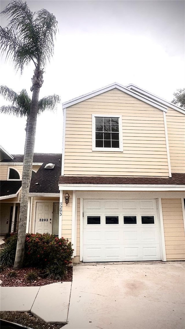 view of front of house featuring a garage