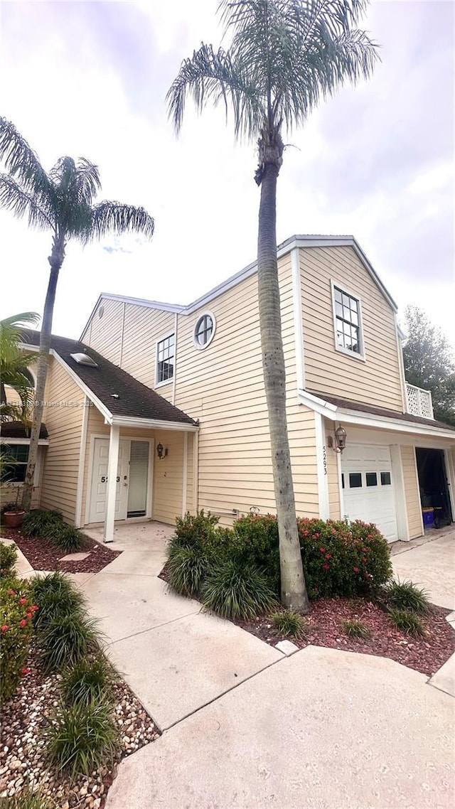 view of front of house with a garage