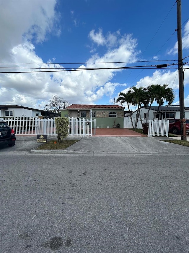 view of front of home