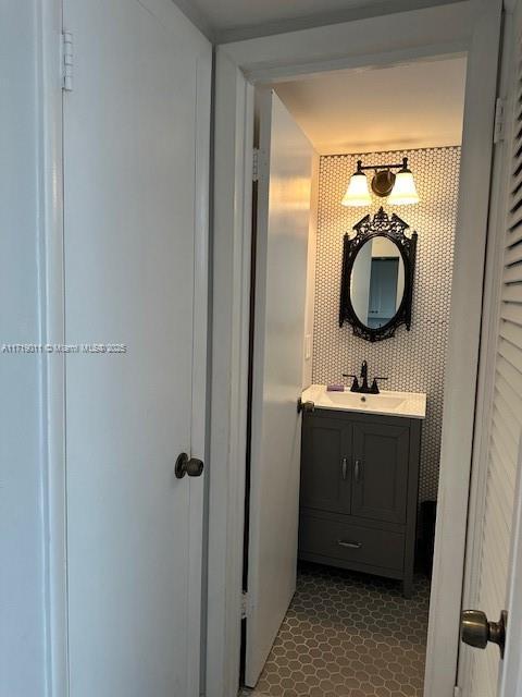 bathroom with vanity