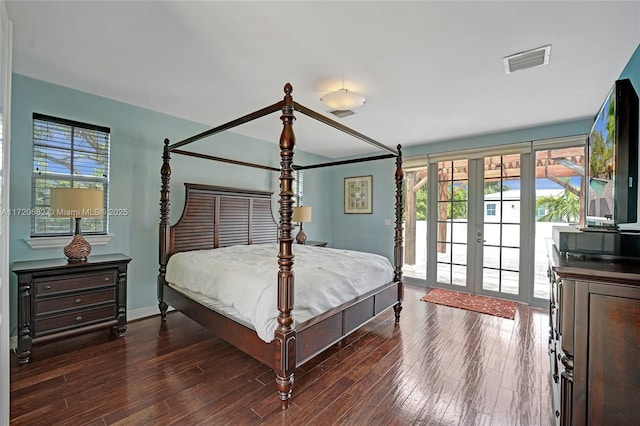 spacious closet with wood finished floors and visible vents