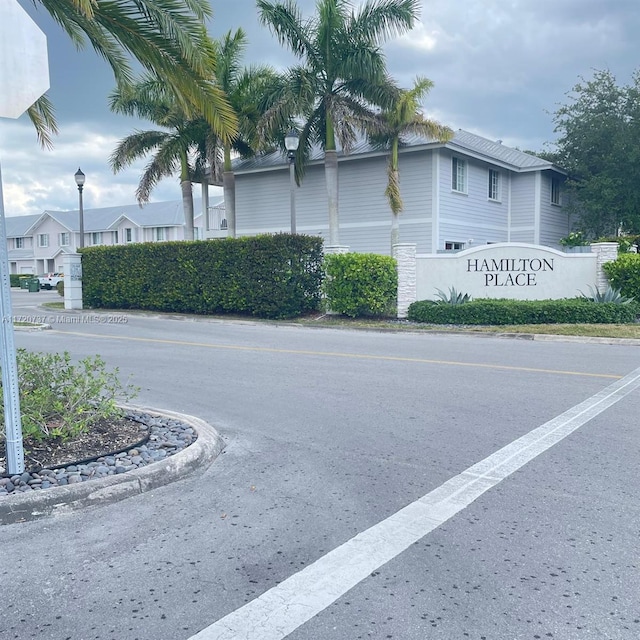 1737 SE 9th Ter, Homestead, FL 33034 - photo 2