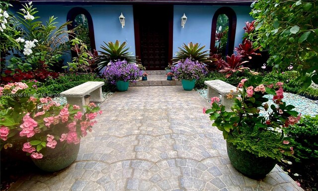 1524 39th St, West Palm Beach, FL 33407 - view of patio / terrace