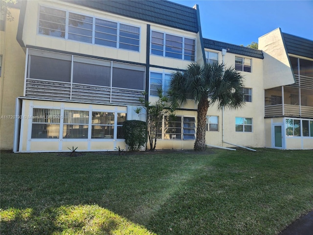 view of building exterior