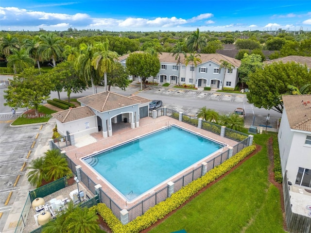 view of swimming pool