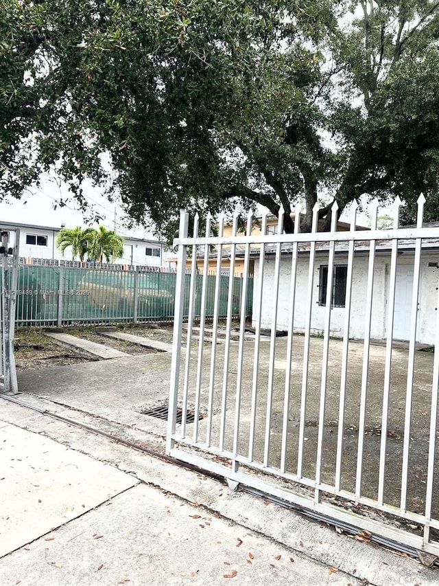 7801 NW 6th Ave, Miami, FL 33150 - view of gate