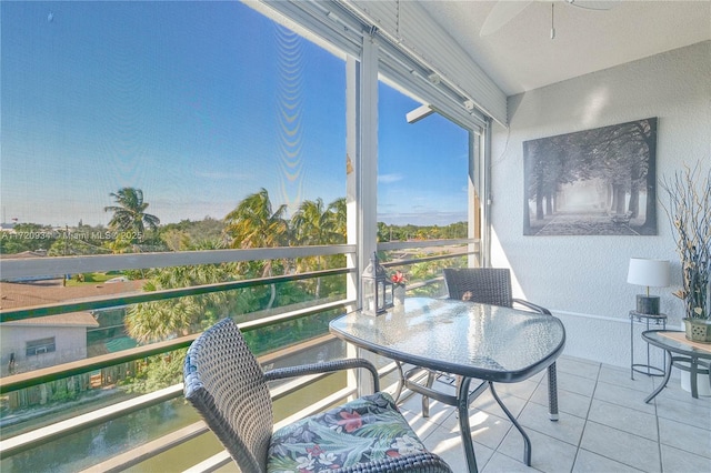 view of sunroom / solarium