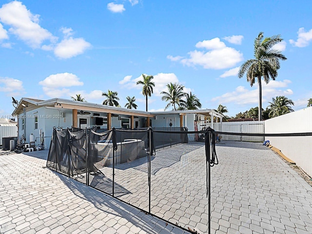 view of front of property featuring a patio area