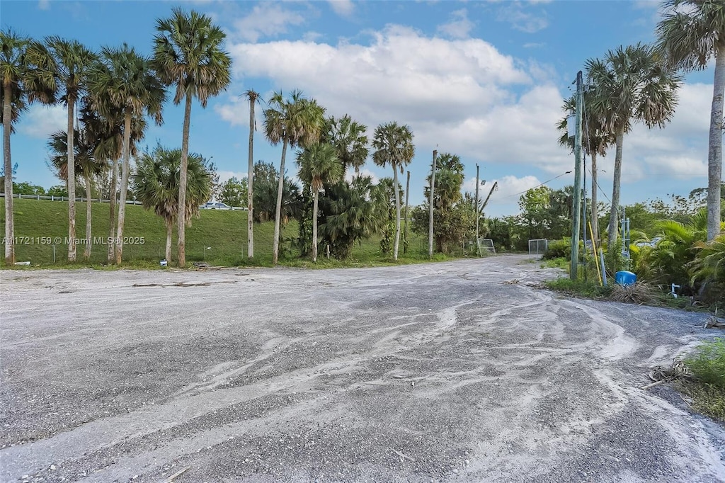 7601 Ellen Ln, West Palm Beach, FL 33411 - photo 4
