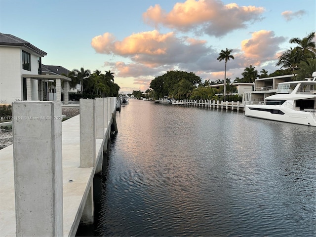 Listing photo 2 for 18 Fiesta Way, Fort Lauderdale FL 33301