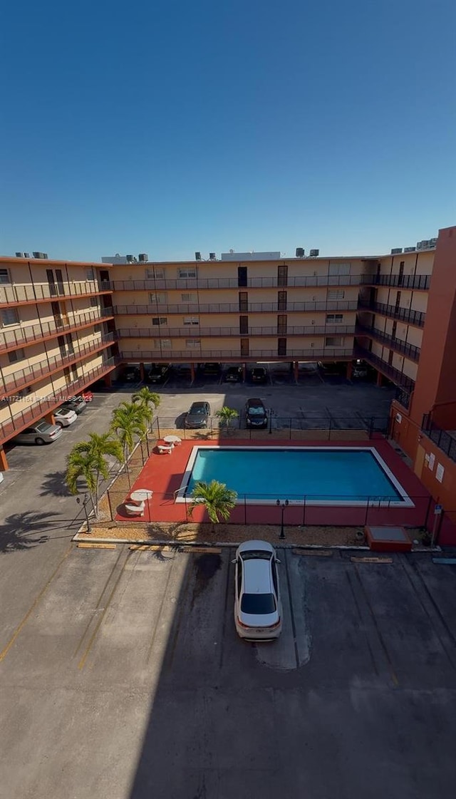 view of swimming pool