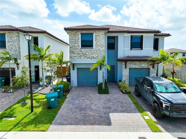 view of front facade with a garage