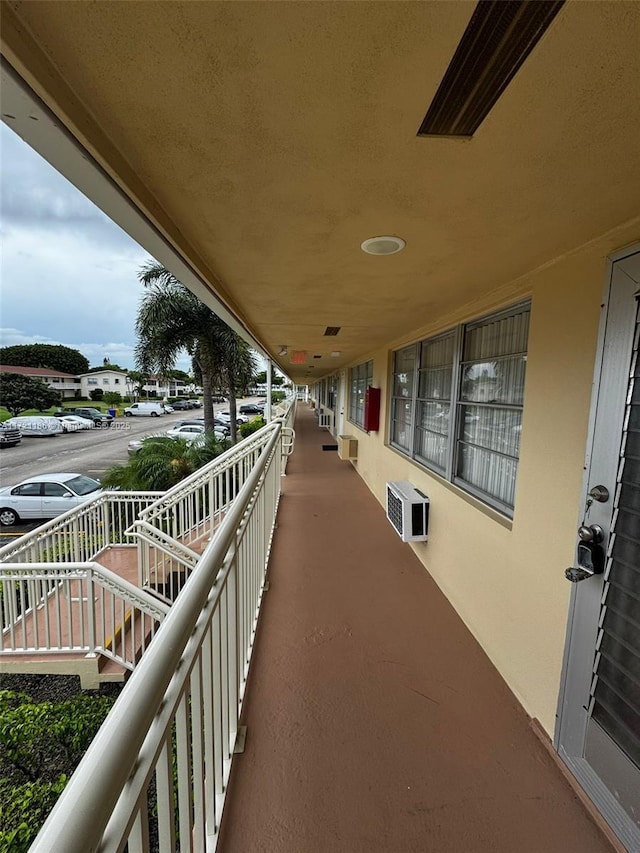 135 Berkshire Unit F, West Palm Beach, FL 33417 - photo 3
