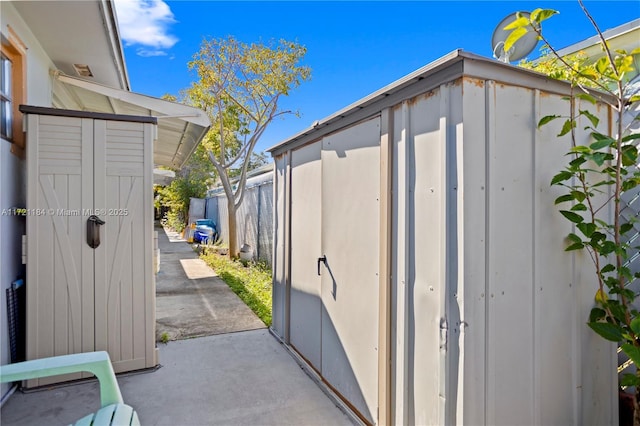 view of outbuilding