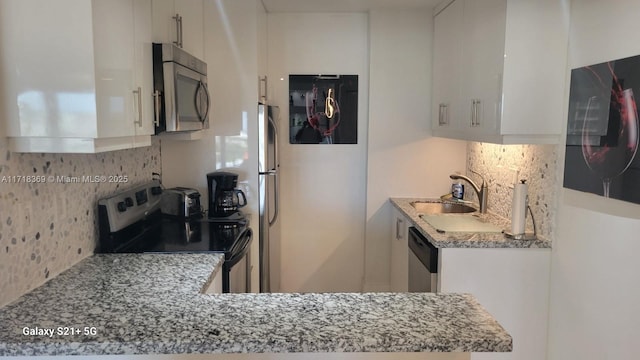 Listing photo 3 for 11111 Biscayne Blvd Unit 16H, Miami FL 33181