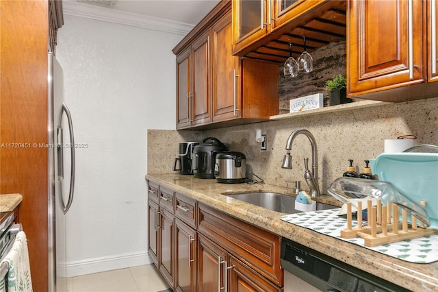 kitchen featuring tasteful backsplash, crown molding, sink, and stainless steel appliances