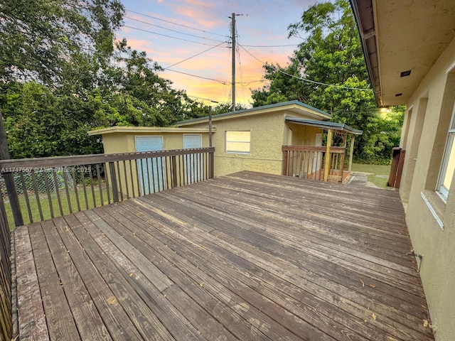 view of deck at dusk