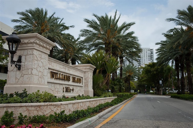 view of community / neighborhood sign