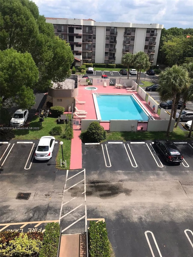 view of swimming pool