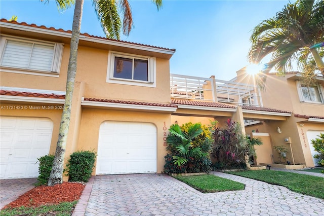 view of front of home with a garage