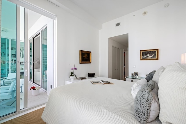 bedroom featuring a closet