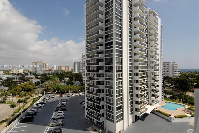 Listing photo 3 for 2701 N Ocean Blvd Unit 6F, Fort Lauderdale FL 33308