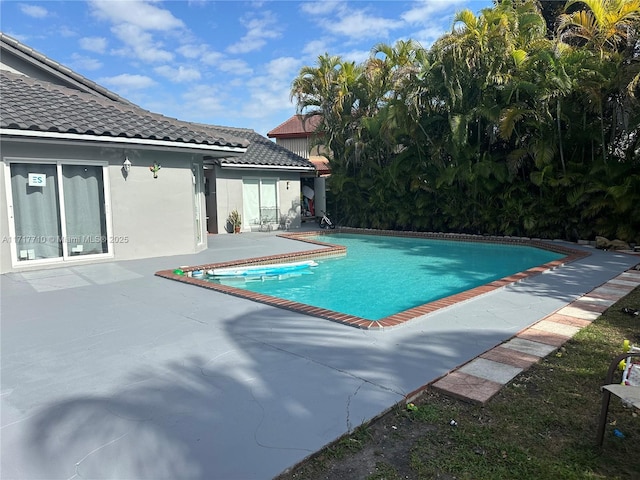 10331 SW 135th Ct, Miami, FL 33186 - view of pool featuring a patio area