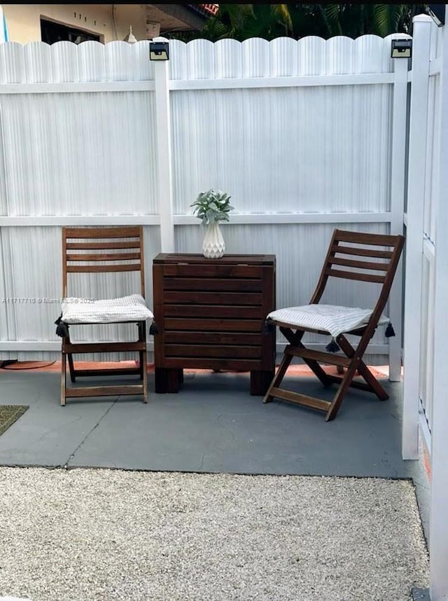 10331 SW 135th Ct, Miami, FL 33186 - view of patio / terrace