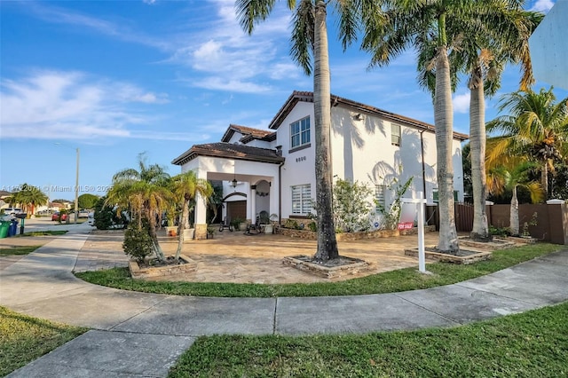 view of front of house