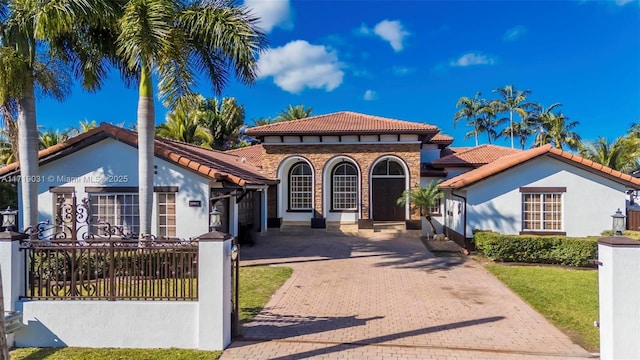 view of mediterranean / spanish-style house