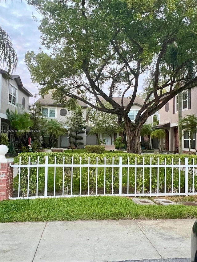 view of front of house