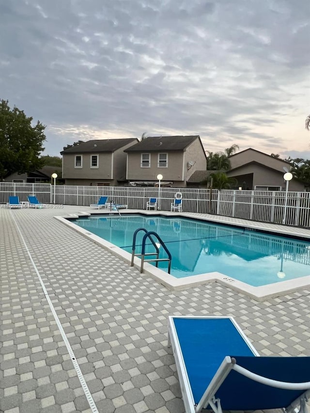 view of swimming pool