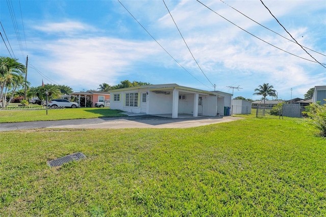 exterior space featuring a front yard