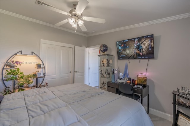 bedroom featuring ceiling fan, a closet, and ornamental molding