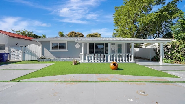 ranch-style house featuring covered porch