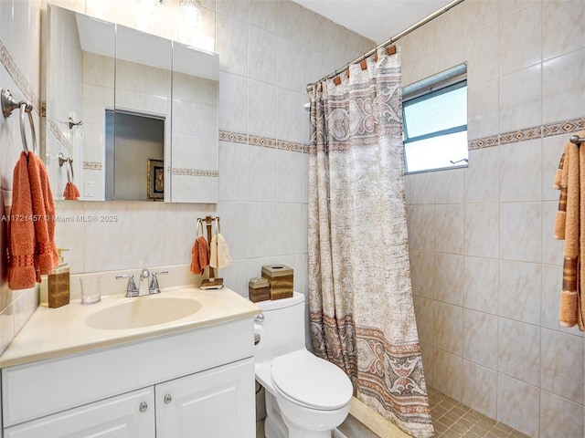 bathroom featuring decorative backsplash, curtained shower, tile walls, and vanity