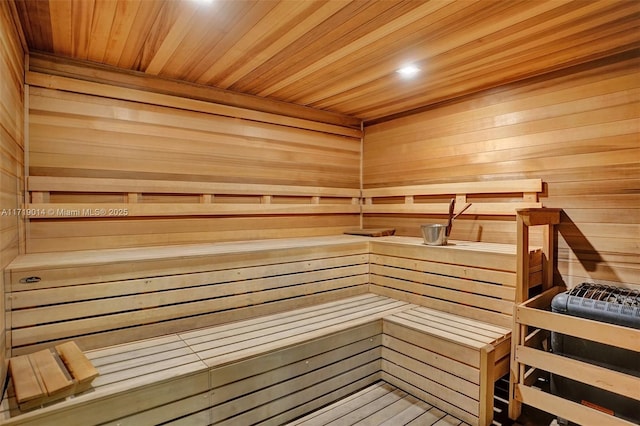 view of sauna / steam room