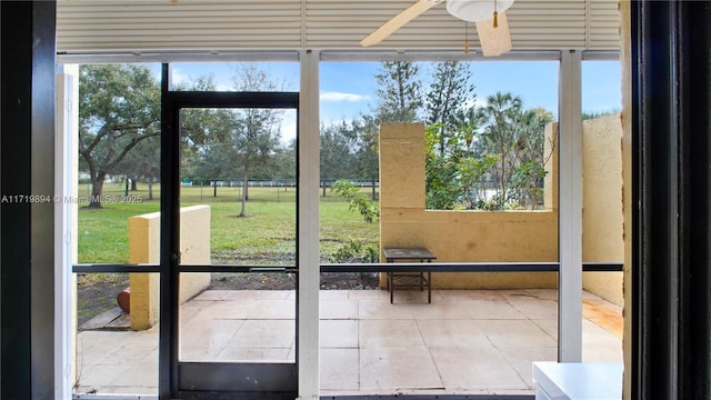 entryway featuring a healthy amount of sunlight