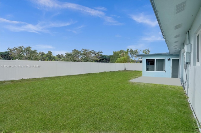 view of yard with a patio area